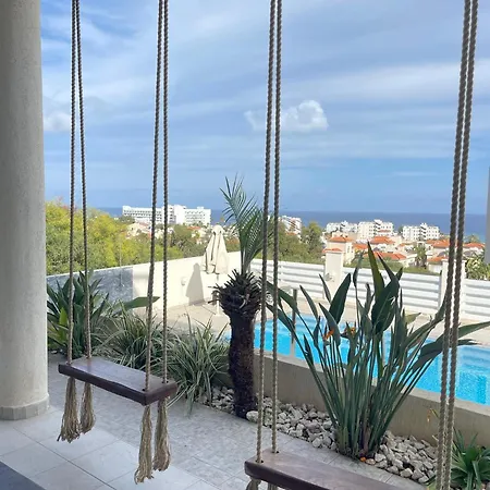 Romeo & Juliet Villa *