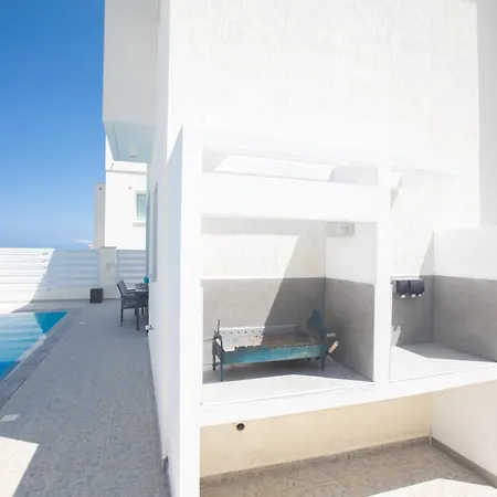 Romeo & Juliet Protaras