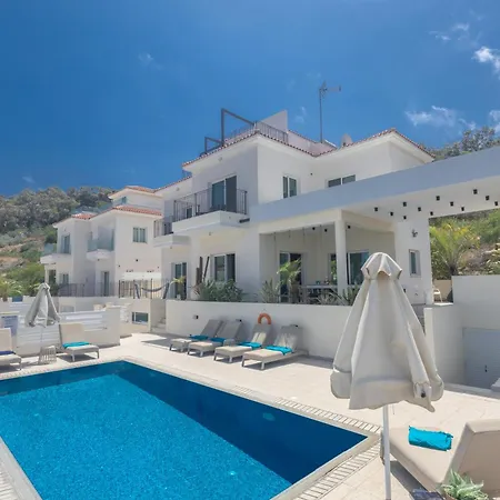 Romeo & Juliet Villa Protaras