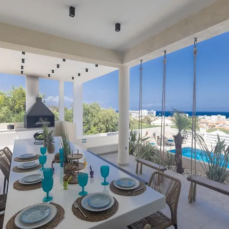 Romeo & Juliet Villa *