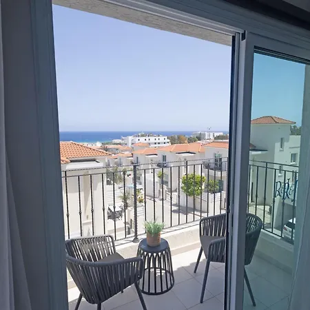 Romeo & Juliet Villa *