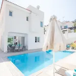 Romeo & Juliet Villa