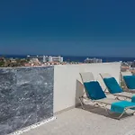 Romeo & Juliet Villa