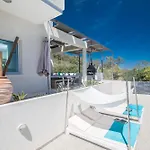 Villa Romeo & Juliet Protarász