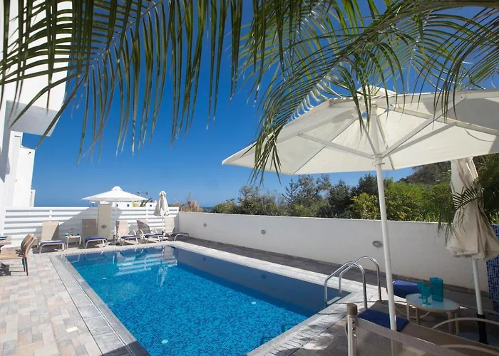 Romeo & Juliet Villa