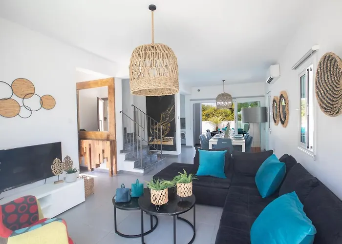 Villa Romeo & Juliet Protaras