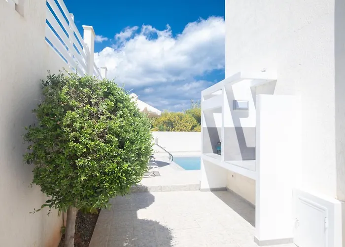 Willa Romeo & Juliet *