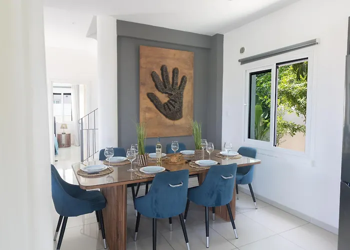 Romeo & Juliet Villa Protaras